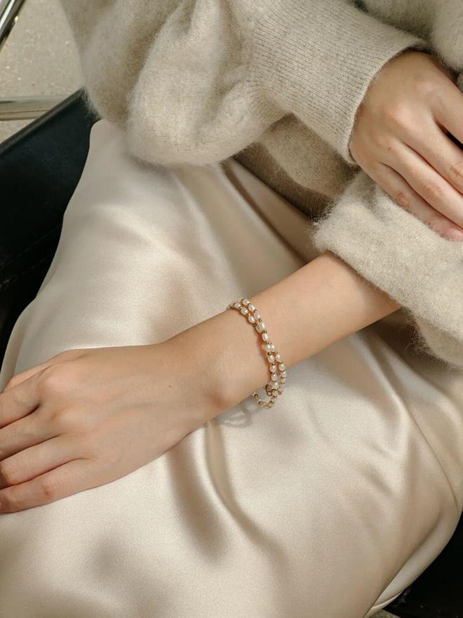 辛芷蕾种草的宝藏单品确实很好搭!开元棋牌app推广 被刘亦菲、(图22) 辛芷蕾种草的宝藏单品确实很好搭!开元棋牌app推广 被刘亦菲、(图22)