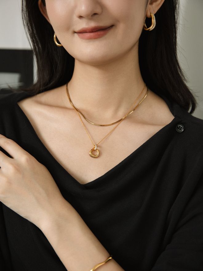 辛芷蕾种草的宝藏单品确实很好搭!开元棋牌app推广 被刘亦菲、(图23) 辛芷蕾种草的宝藏单品确实很好搭!开元棋牌app推广 被刘亦菲、(图23)