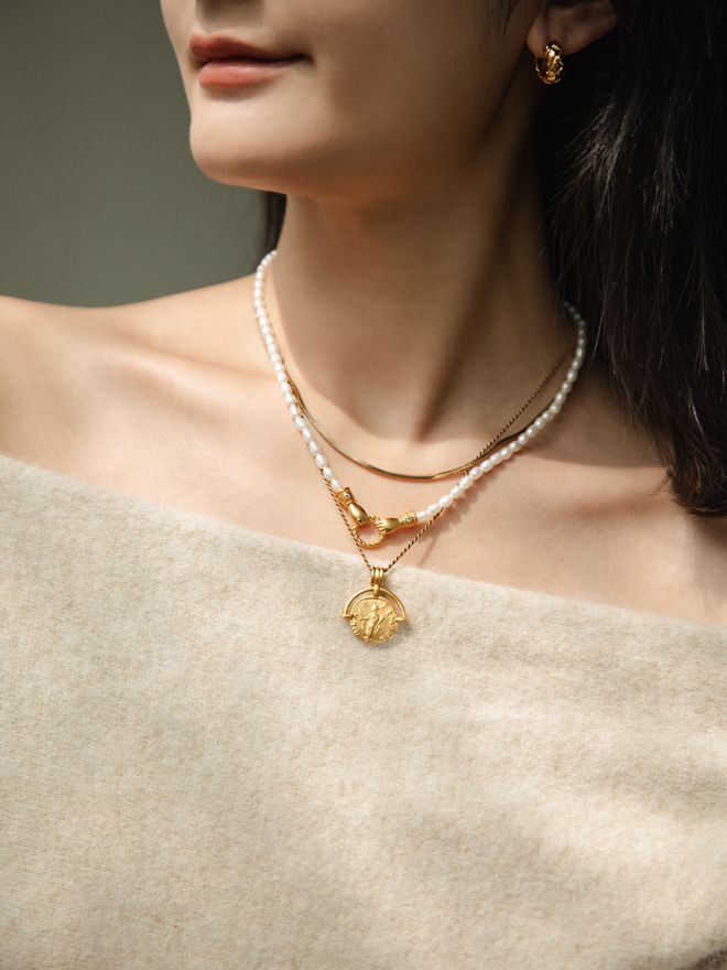 辛芷蕾种草的宝藏单品确实很好搭!开元棋牌app推广 被刘亦菲、(图21) 辛芷蕾种草的宝藏单品确实很好搭!开元棋牌app推广 被刘亦菲、(图21)