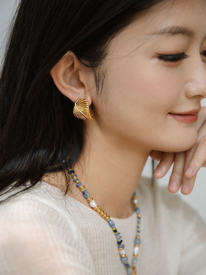 辛芷蕾种草的宝藏单品确实很好搭!开元棋牌app推广 被刘亦菲、(图35) 辛芷蕾种草的宝藏单品确实很好搭!开元棋牌app推广 被刘亦菲、(图35)